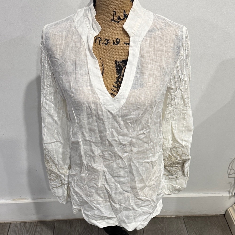 Elegant White Blouse with Embroidered Details